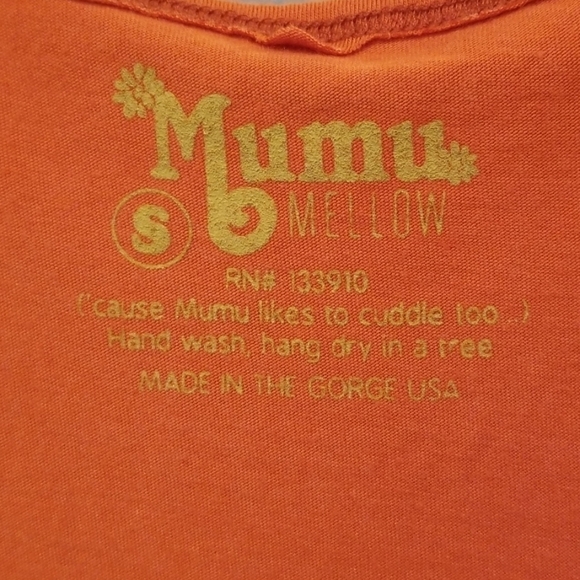 💕SHOW ME YOUR MUMU Hello Weekend Graphic Tank Top - Picture 6 of 7